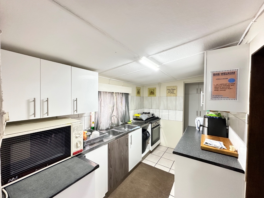 4 Bedroom Property for Sale in Hartenbos Central Western Cape